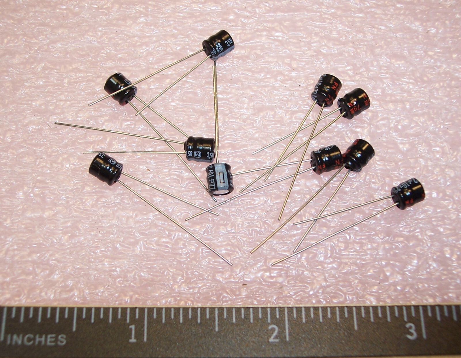 QTY (200) 22uf 16V 5x5mm MINIATURE ALUMINUM ELECTROLYTIC ECEA1CKS220 PANASONIC