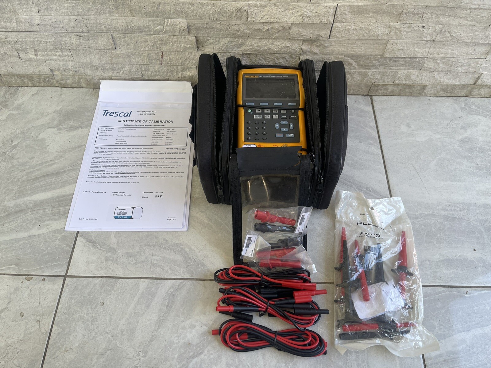 Fluke 753 Documenting Process Calibrator With Current Calibration Certificate