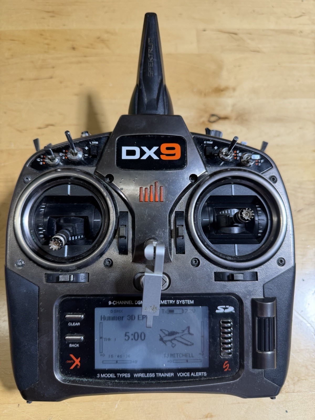 Spektrum DX9 2.4GHz 9-Channel Transmitter with Battery and Charger