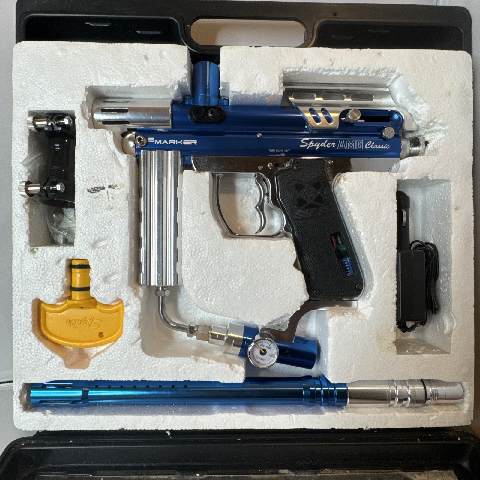 Spyder AMG Classic E Paintball Marker w/Case Blue Untested VTG Kingman