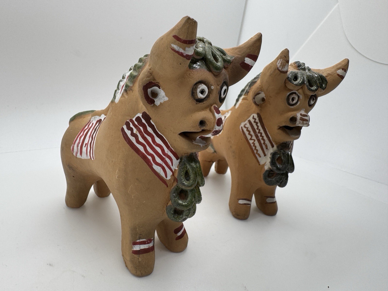 Toritos De Pucara Bulls Ceramic 4.5"- Handcrafted Peruvian - Decorative