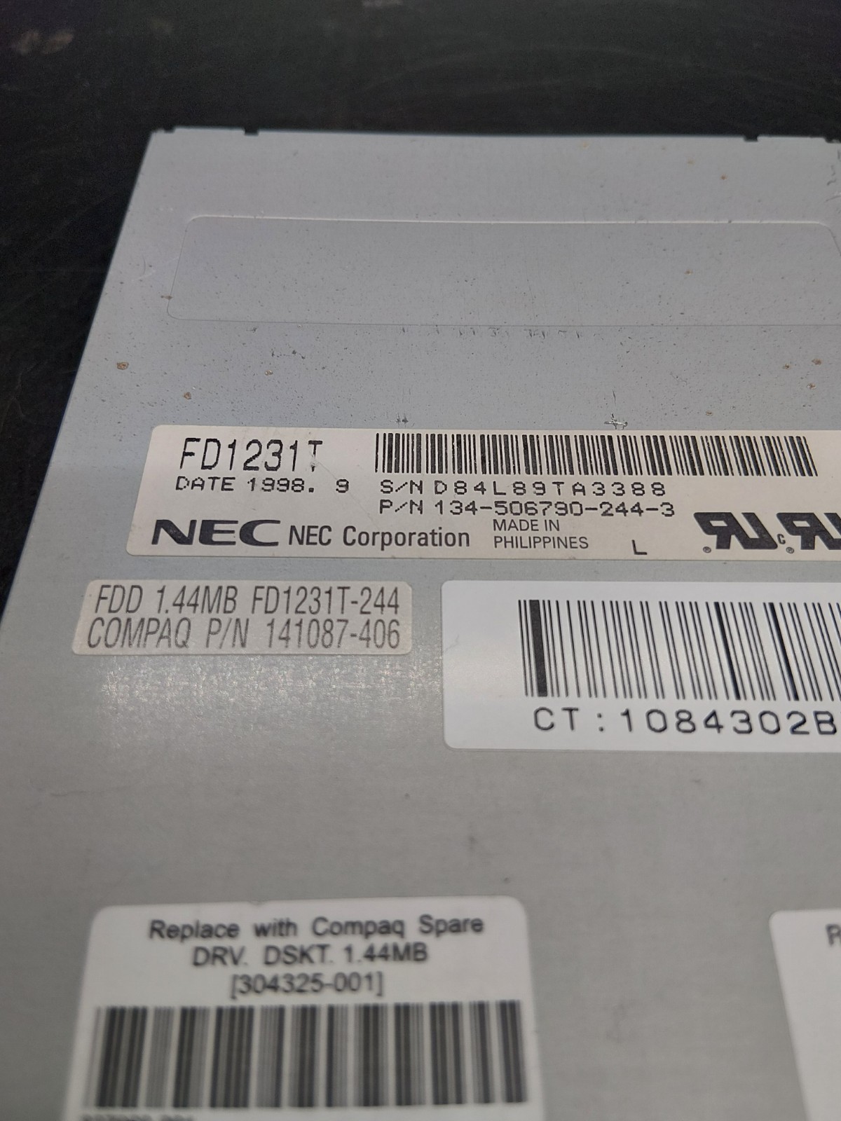 NEC FD1231T Internal 3.5 inch Floppy Disk Drive (No Bezel)