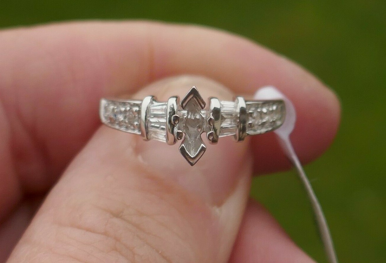 Gorgeous Platinum & Diamond Setting - Size 6.75 / 4.6 Grams
