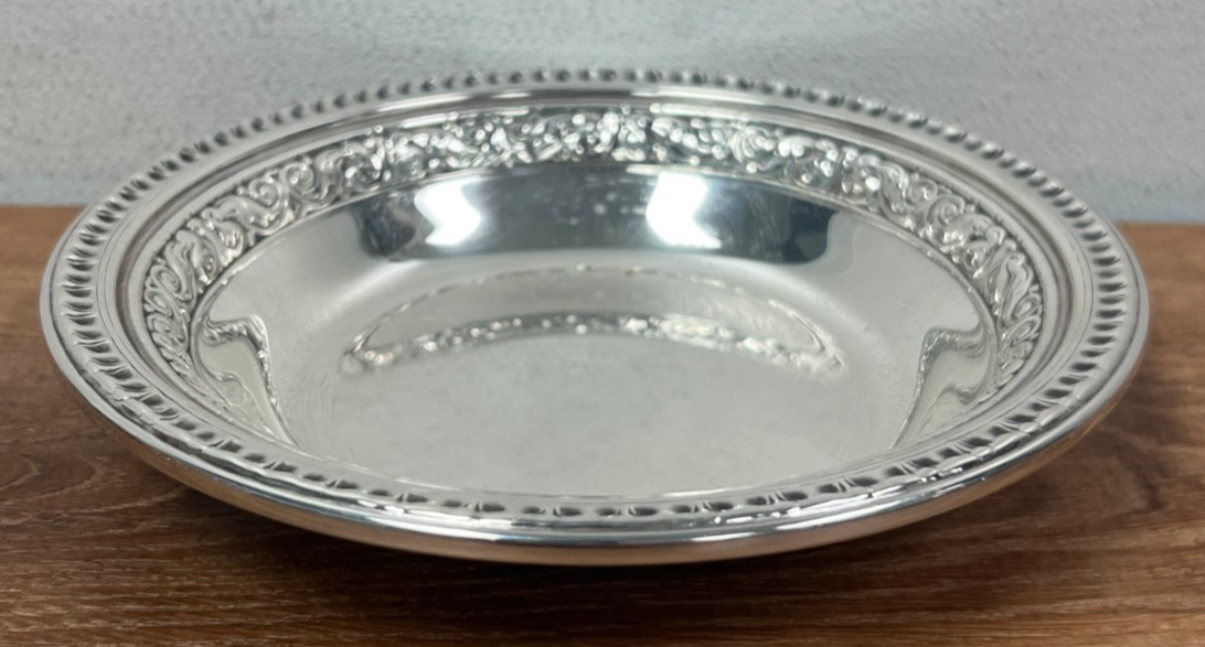 Reed & Barton Silverplate Embossed Swirl Pattern Round Shallow Bowl 6.25” 1201