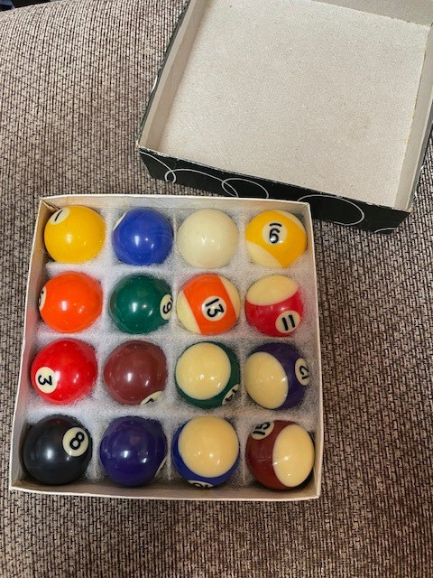 Miniature Pool Ball Set 1.5" with Box Complete Billiards Set of 16 Fantastic!!
