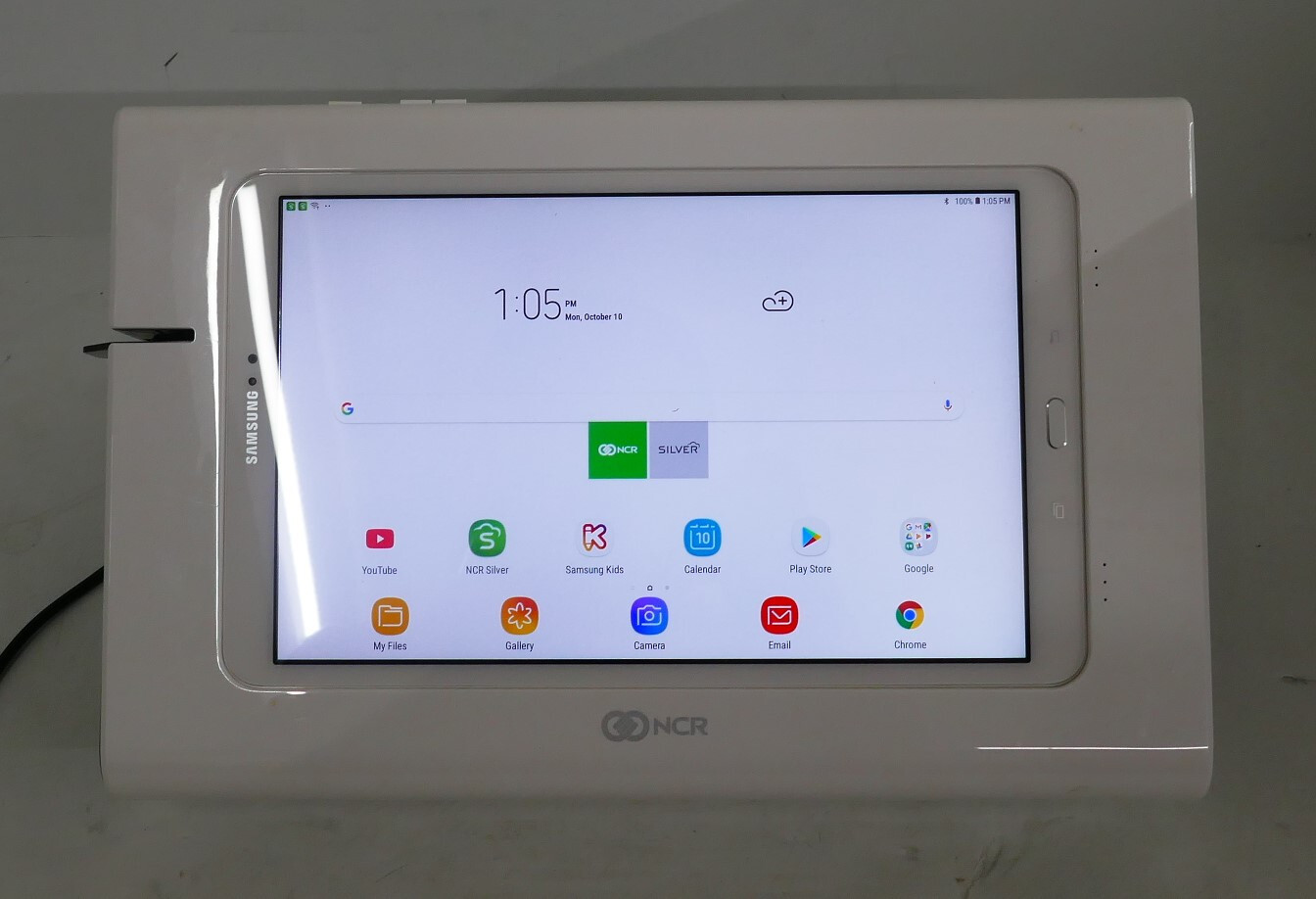 NCR Silver Quantum QR1000 Point-Of-Sale Terminal QUAT-WEMV-0001