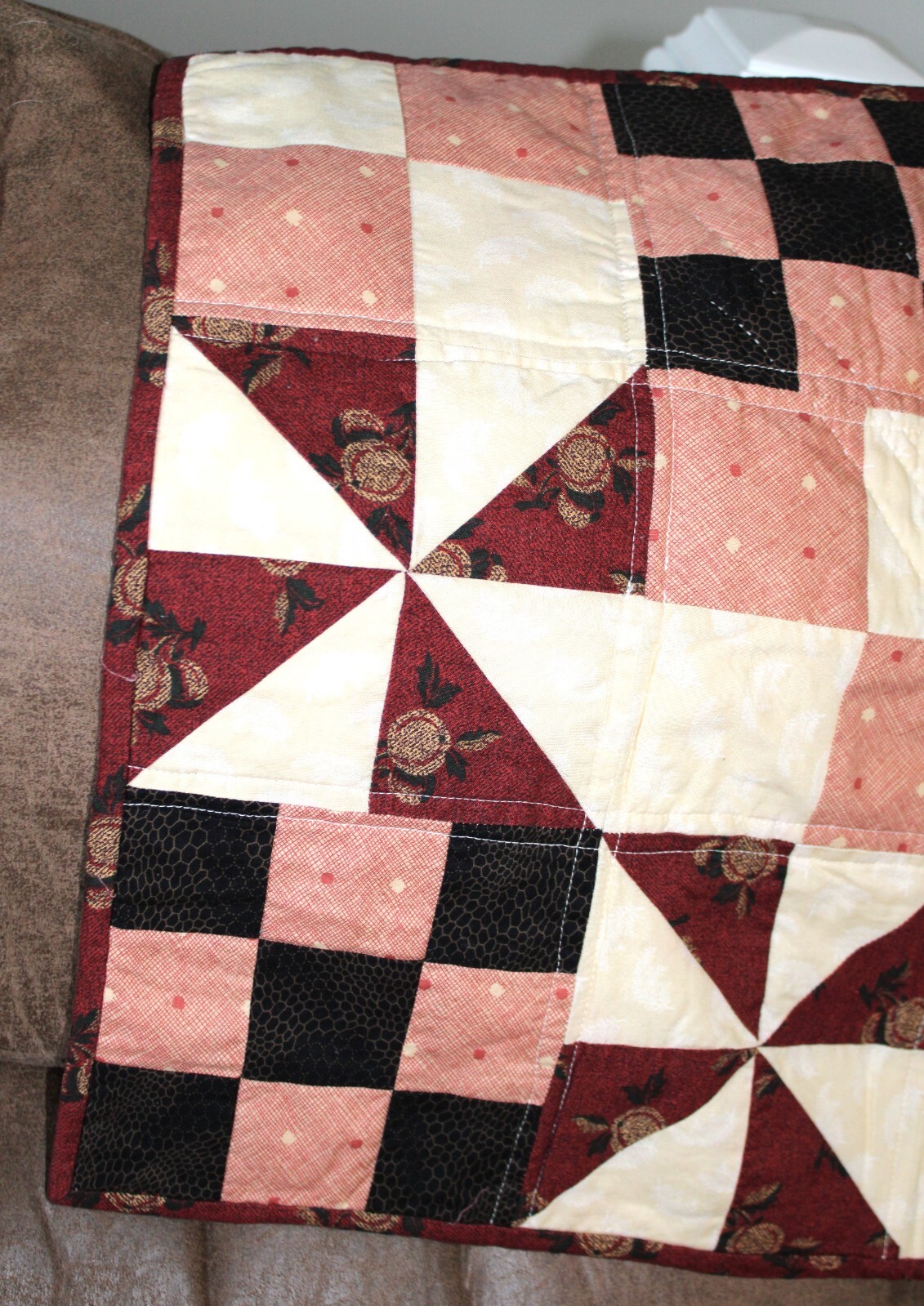 23'x18' Quilted Table Runner/ Center Piece Mat,