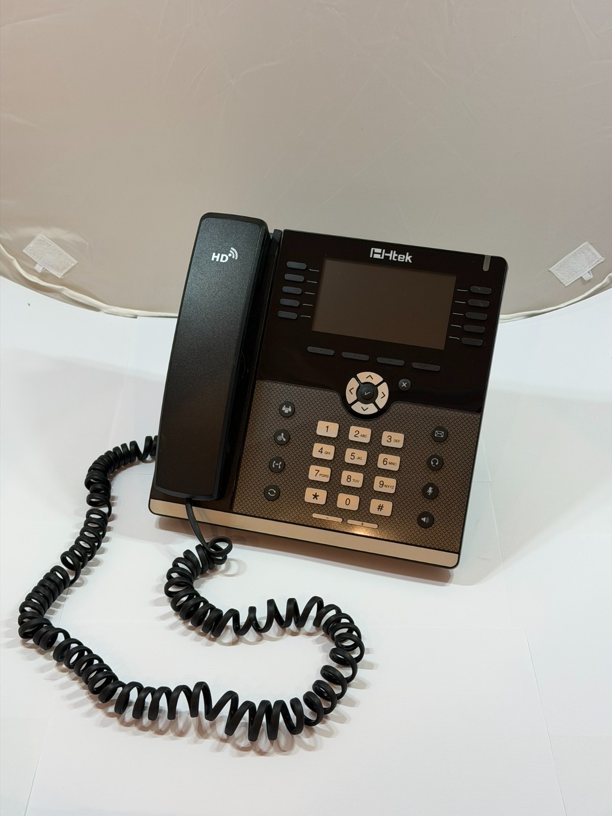 Htek UC926 Gigabit VoIP IP Phone 16-Line 4.3" Colour LCD PoE + Handset & Stand