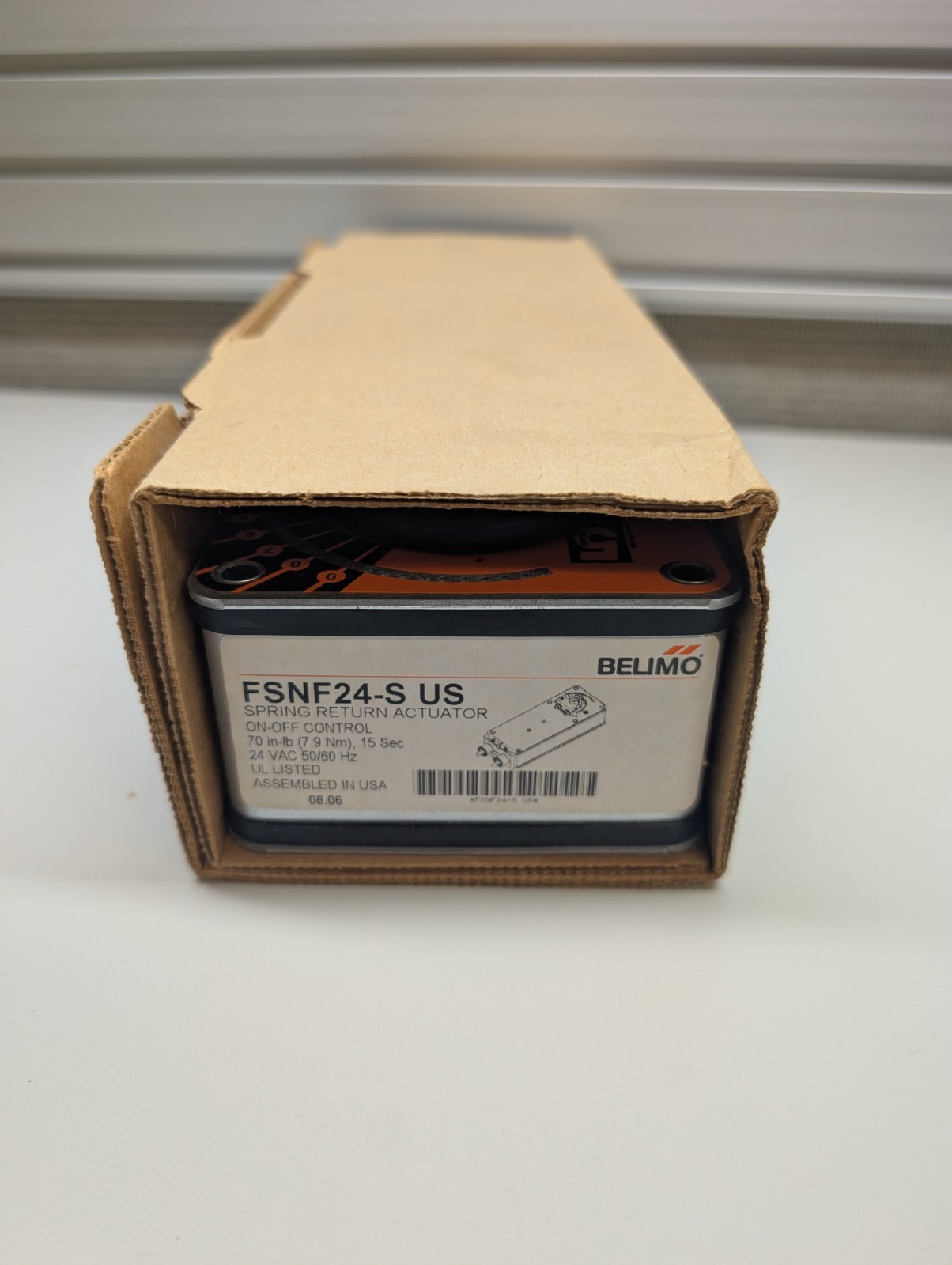Belimo FSNF24-S US, Spring Return Actuator, ON/OFF Control, 24V 70lb 15sec