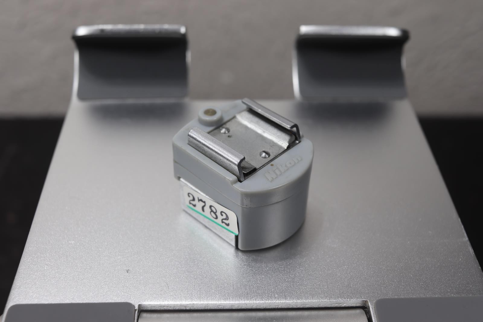 Nikon F Flash Unit Accessory Shoe Gun Coupler From JAPAN