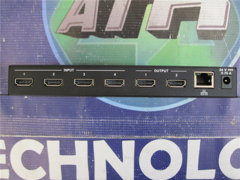 Crestron HD-MD4X2-4K-E, HDMI, 1RU Rack Mounted Switcher