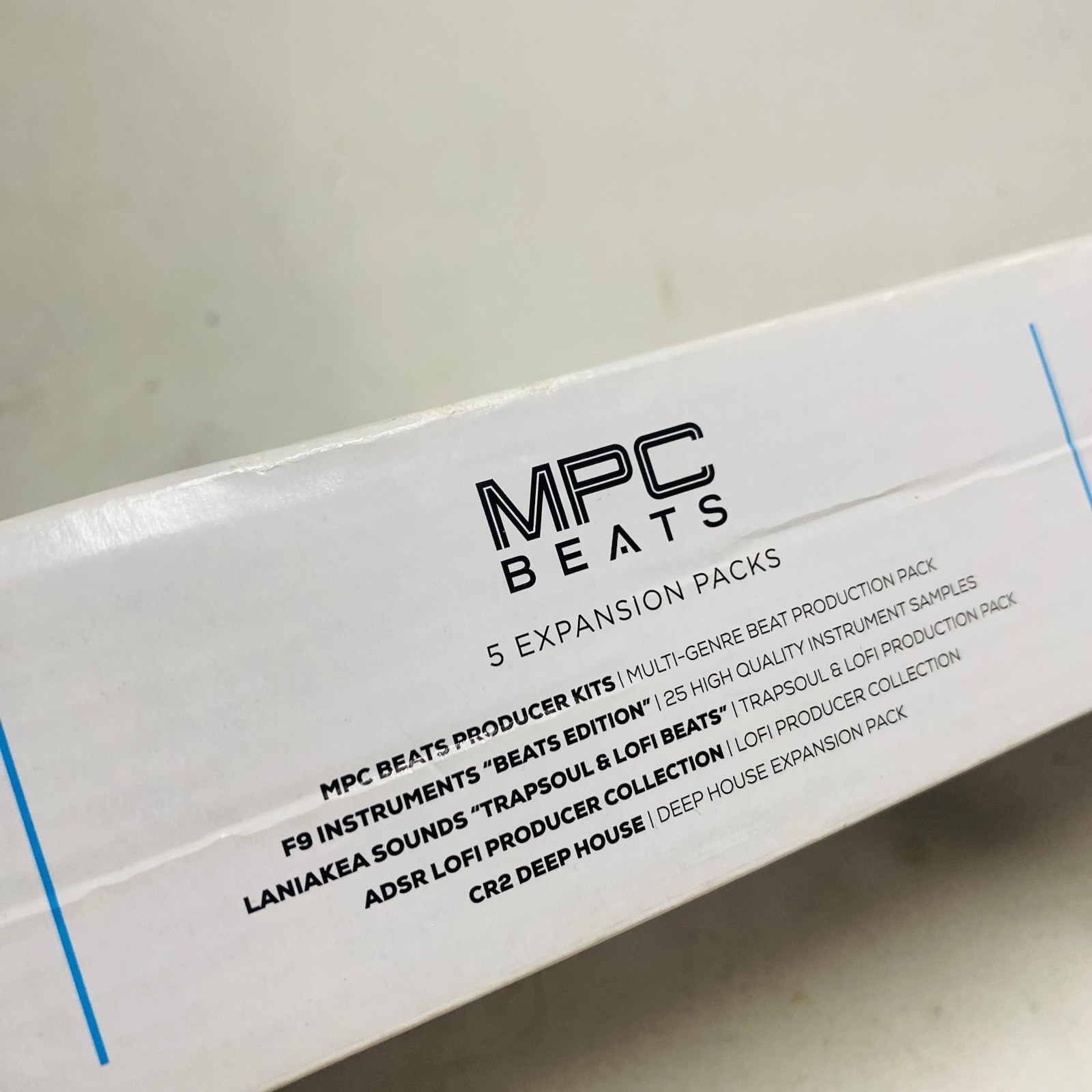 Alesis QMini Compact 32-Key USB MIDI Controller Tested In Box