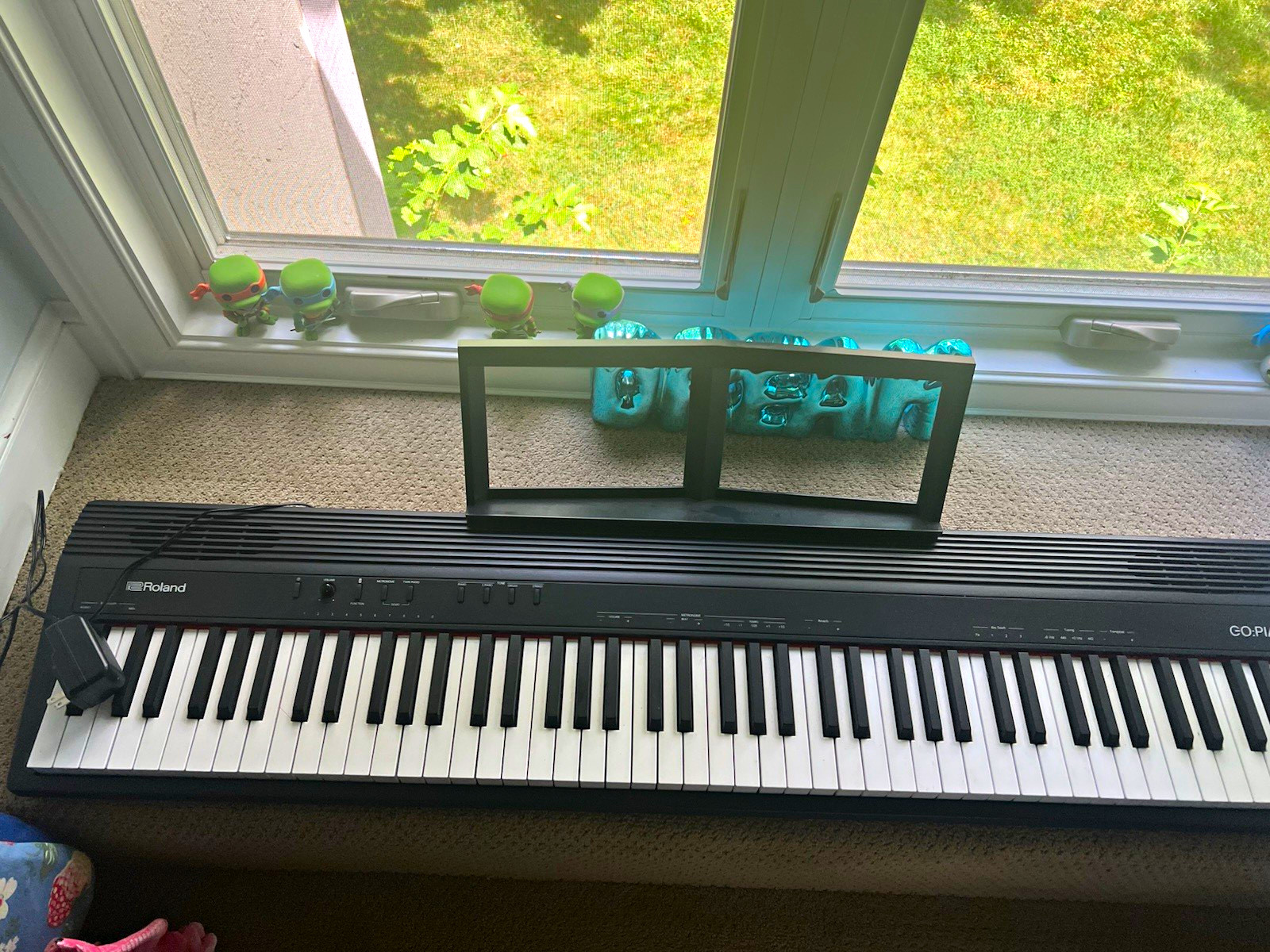 Roland GO:PIANO 88 88-Key Digital Home Piano, Bluetooth, Speakers, Black