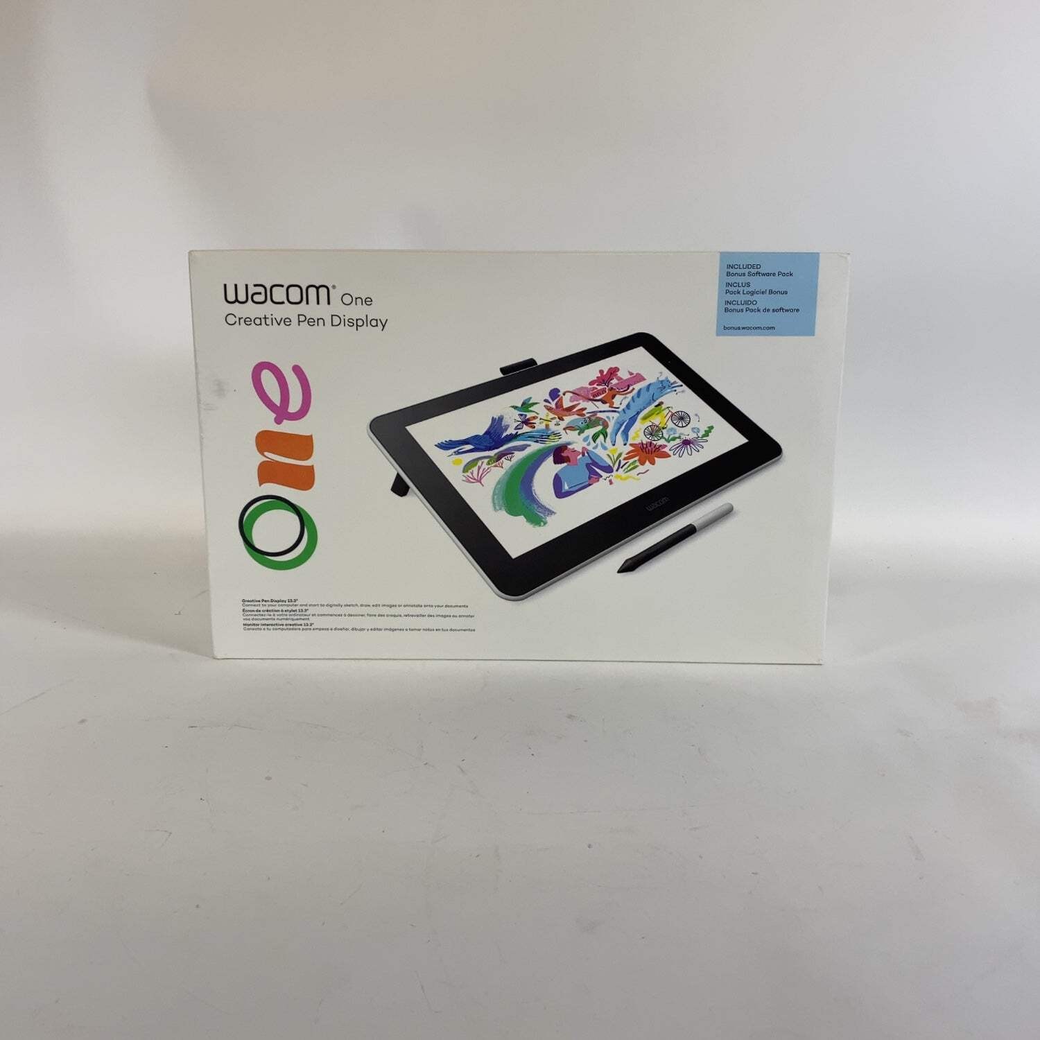 Wacom One Creative Pen Display DTC133