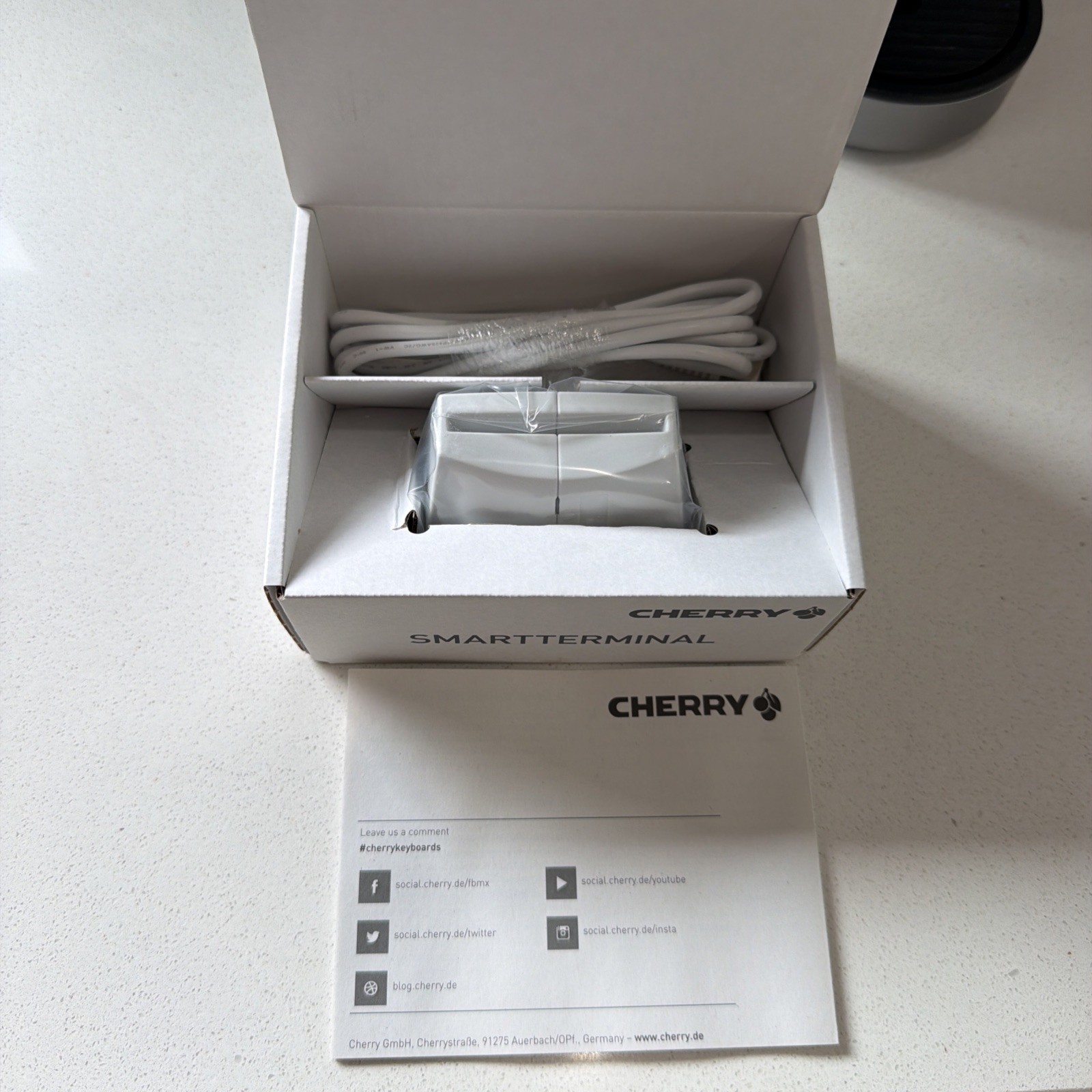 Cherry ST-1044UB  Standalone USB Desktop Smart Card Reader