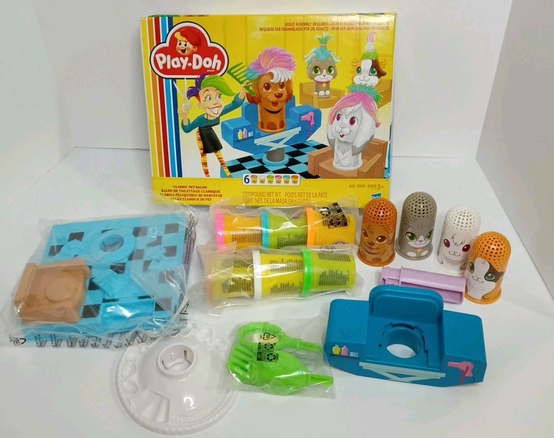 OPEN BOX NEW Play-Doh 2019 Classic Pet Salon Kit Ages 3+ Complete