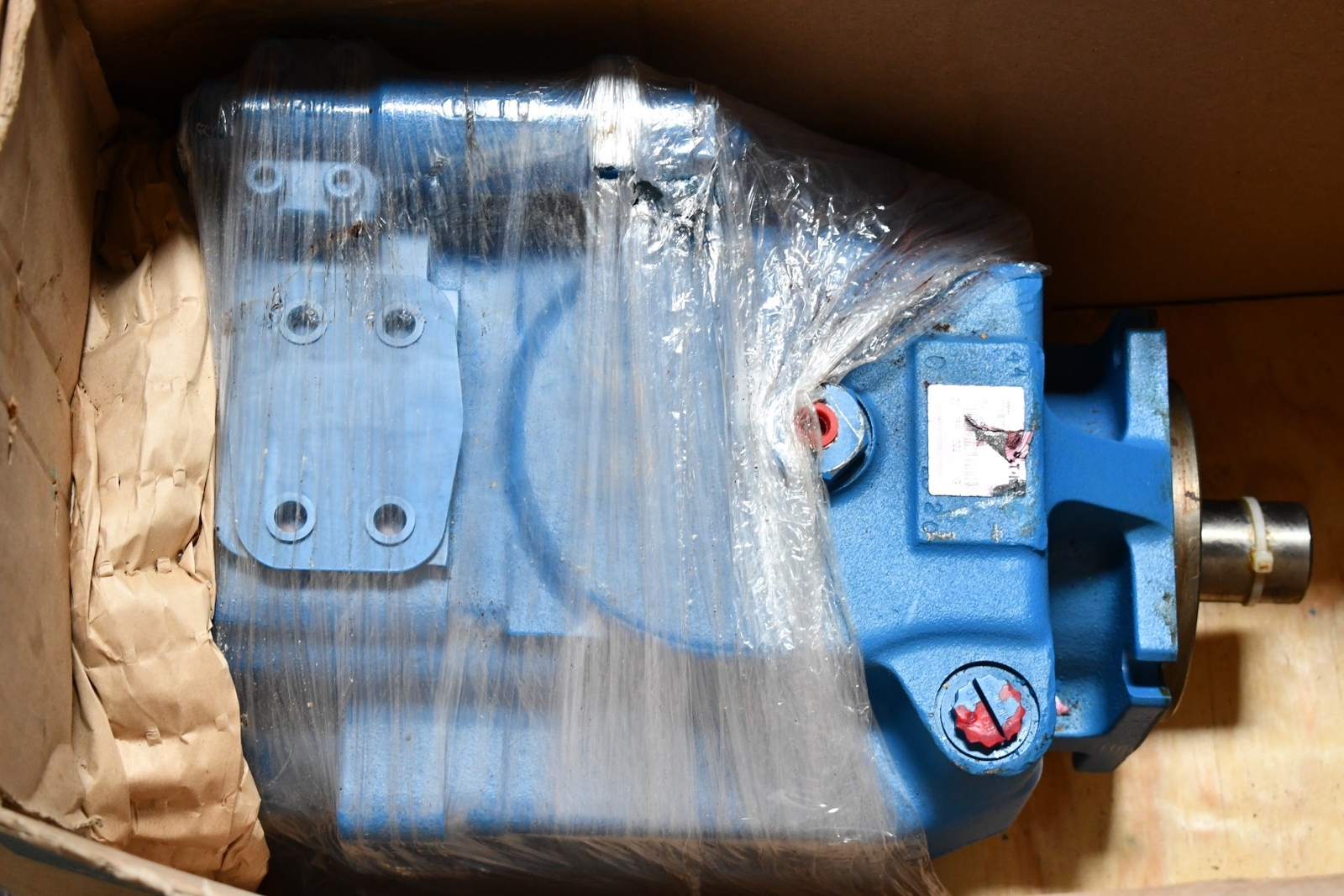 NEW Eaton Vickers 877366 Vickers PVH Series Industrial Variable Displacement Ope