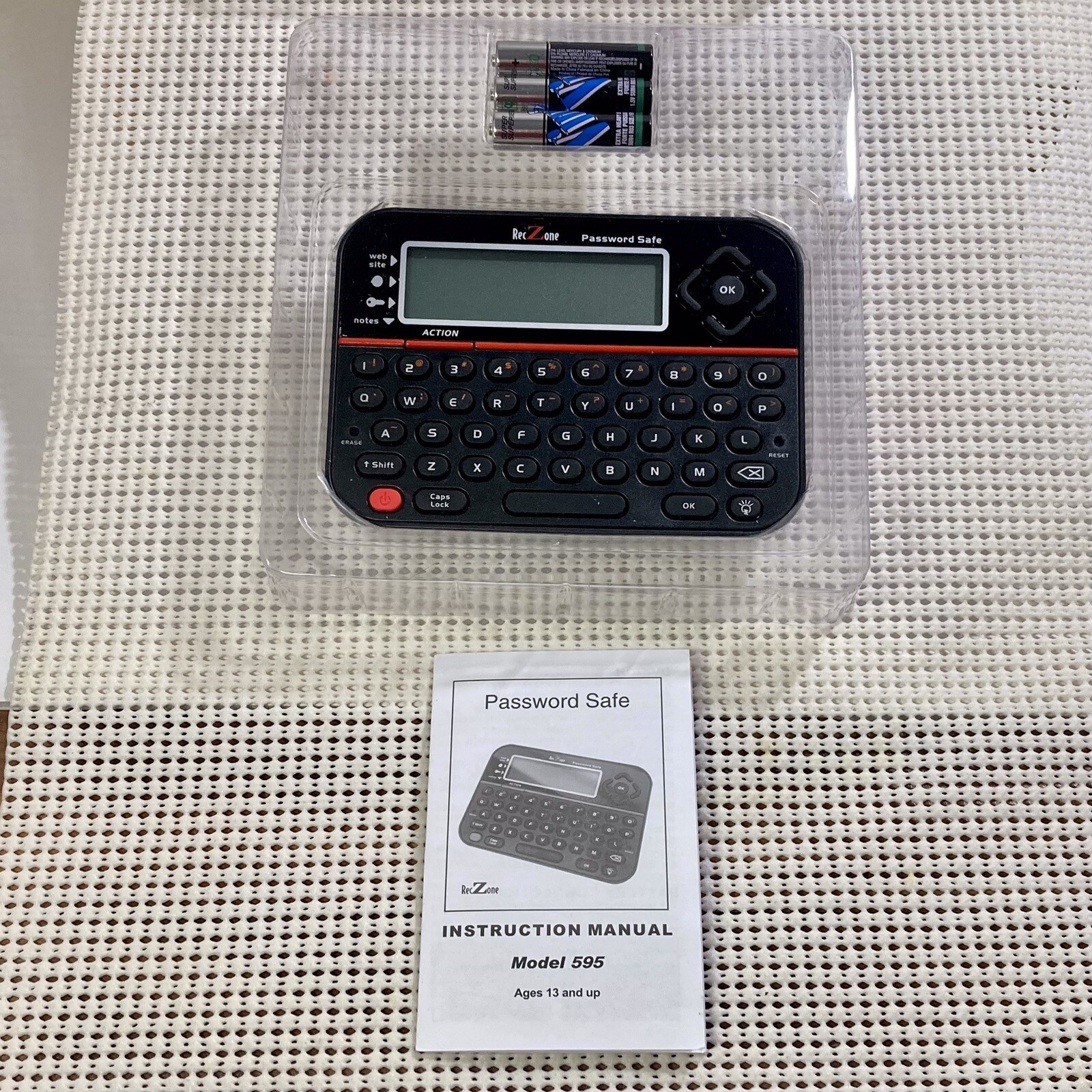 RecZone Password Safe Model 595 w Backlit LCD Built-In Memory Storage Works