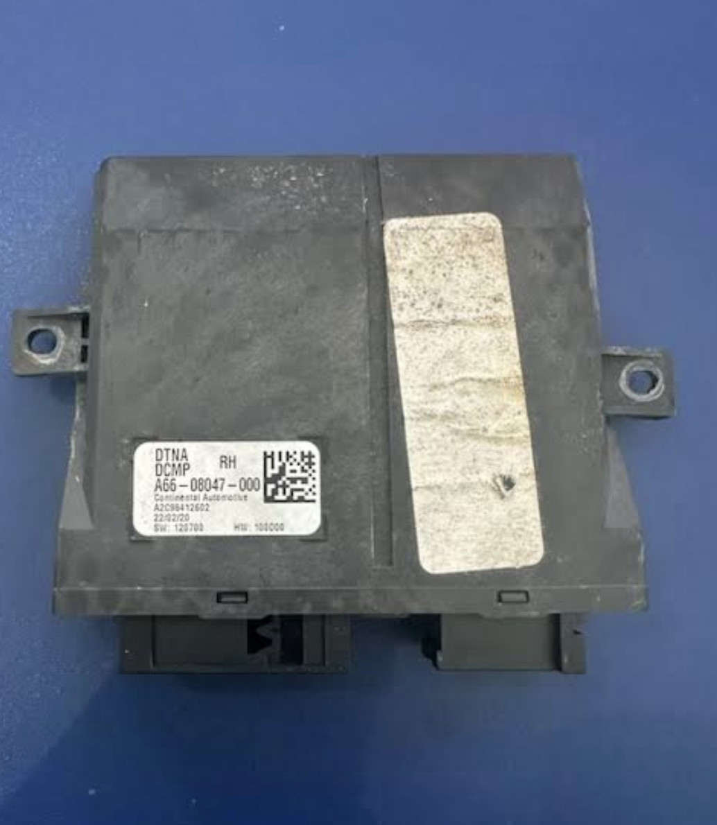 Freightliner Continental RH Door Control Module A66-08047-000