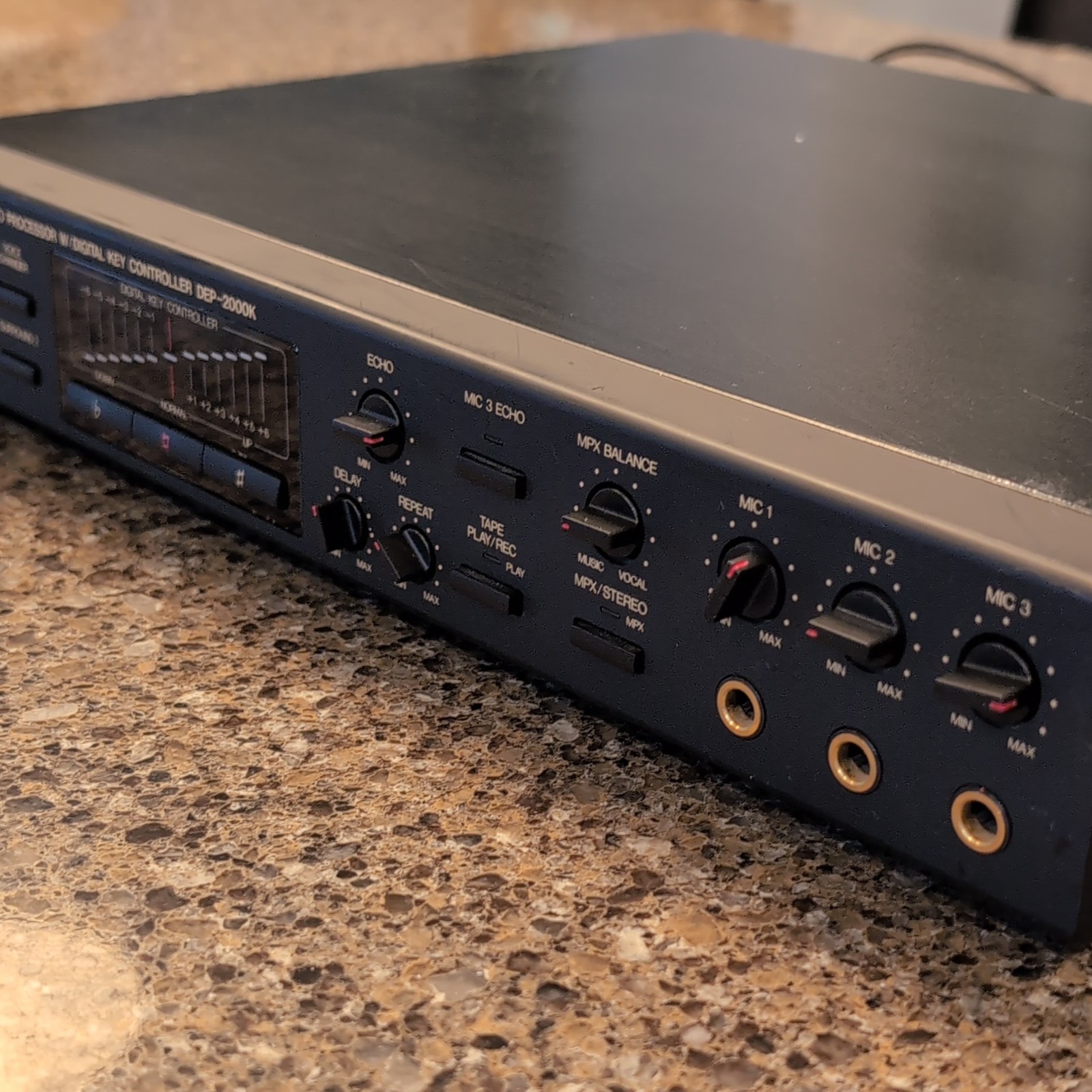 Nikkodo DEP-2000K Digital Echo/Key Processor 1U Rack 2CH RCA 1/4" Black