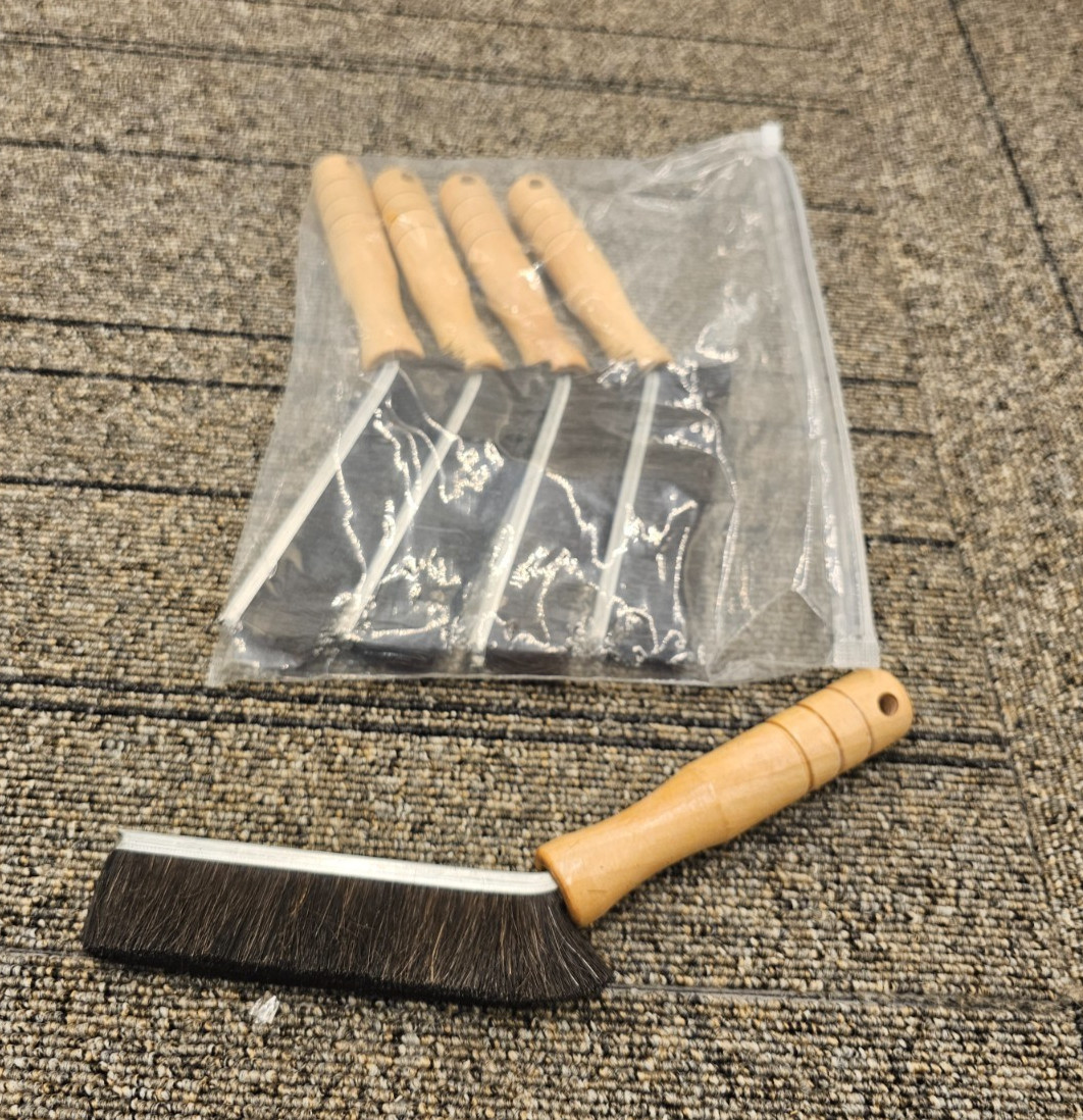 (QTY 25) Cleaning Brushes Horsehair Moustache Drilling Pipe Cleaning Tool