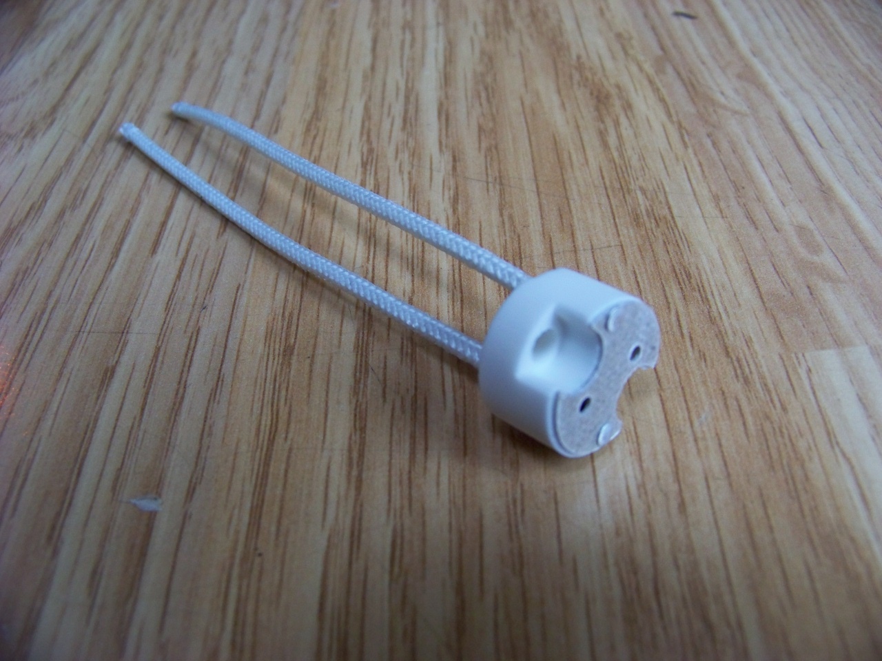 G8 Lamp holder socket connector ceramic base Halogen LED 100W 250V Bi-Pin