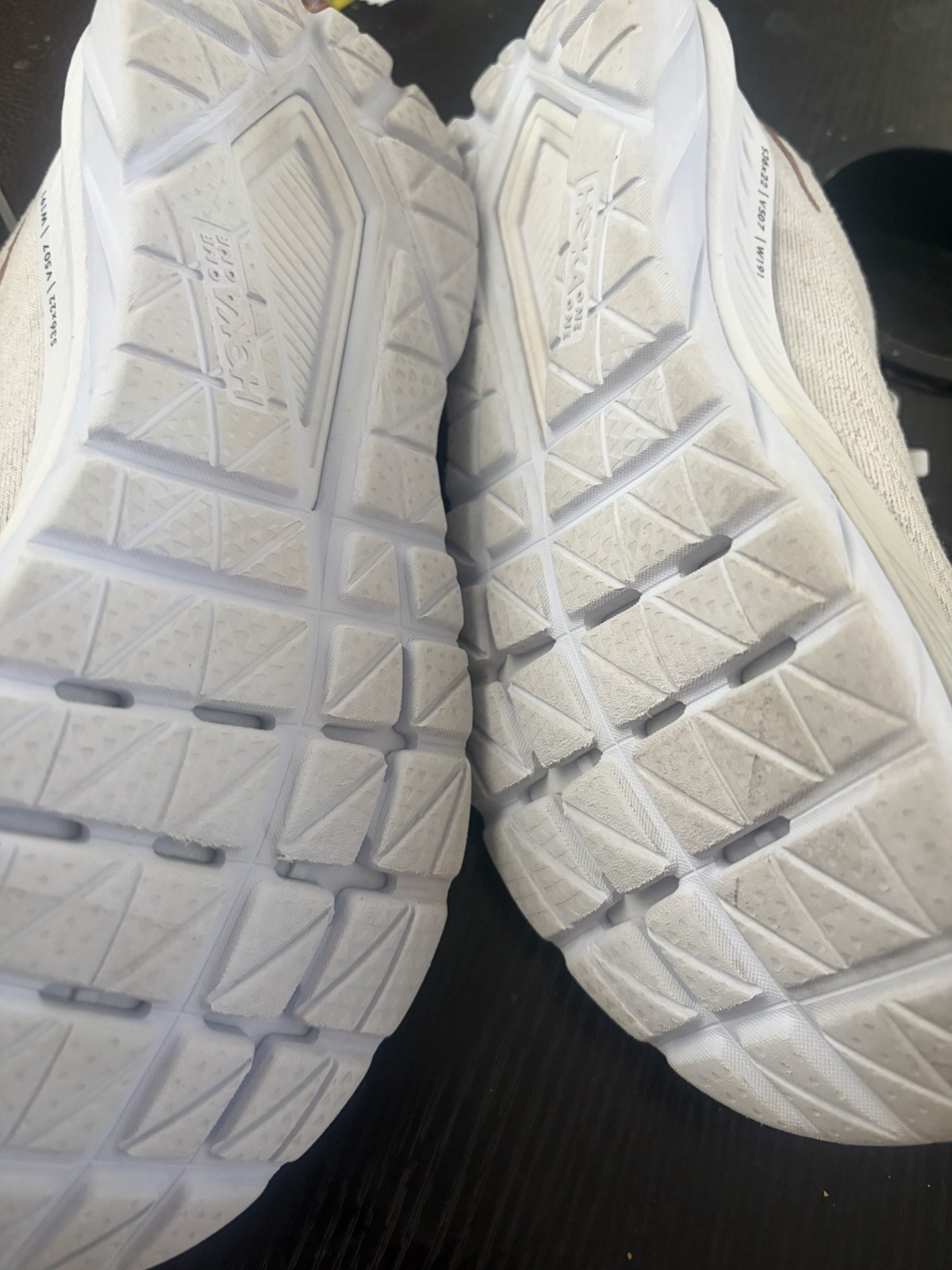 Hoka One One Mach 5 Men's Athletic Running Shoes White Brown Mesh Lace-Up 7.5