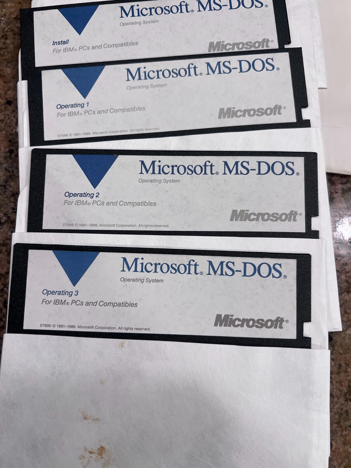 1988 Microsoft 4.01 MS-DOS Operating System (6) 5.25" Floppy Disk Set