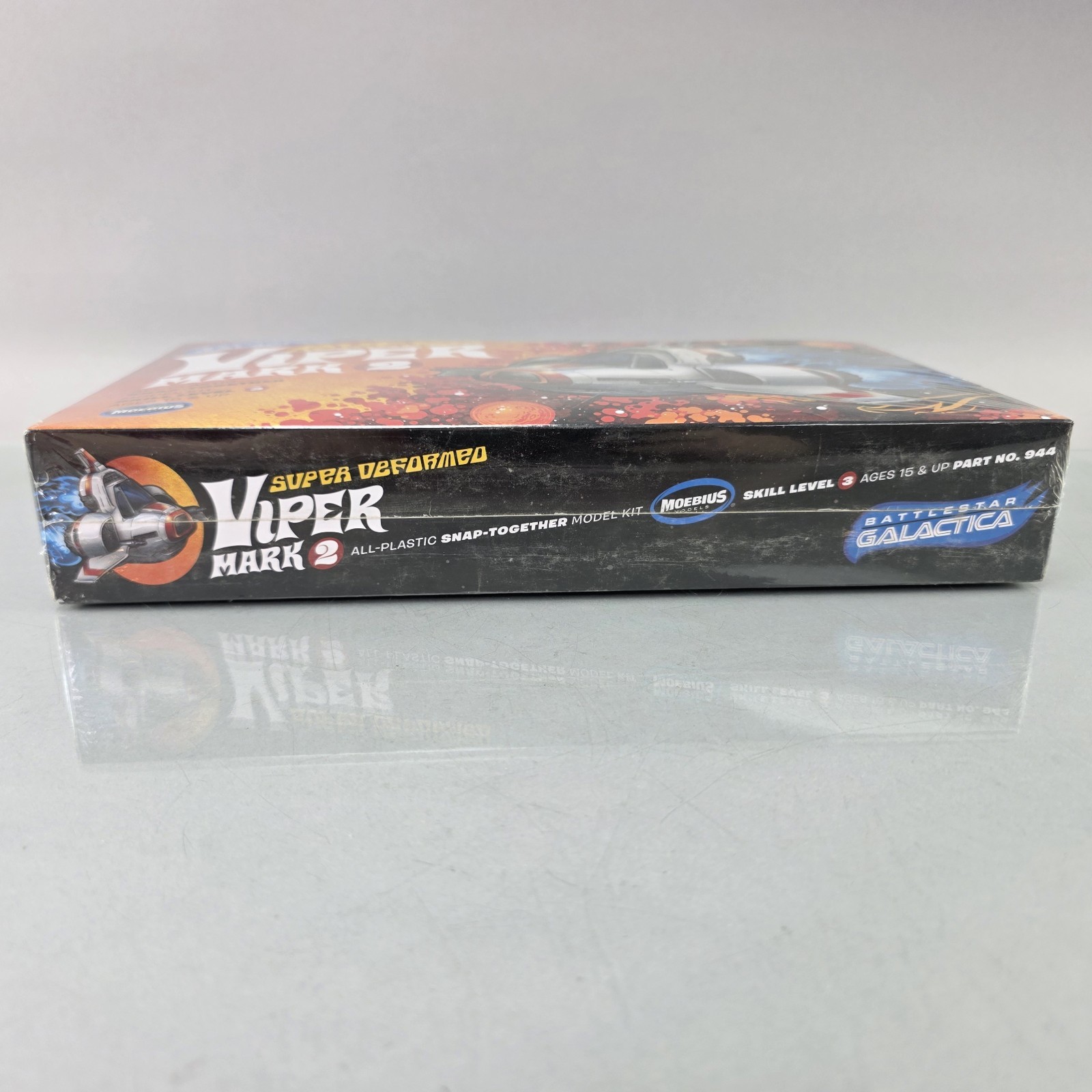 Moebius Models Viper Mark 2 Super Deformed Egg Battlestar Galactica Model Kit
