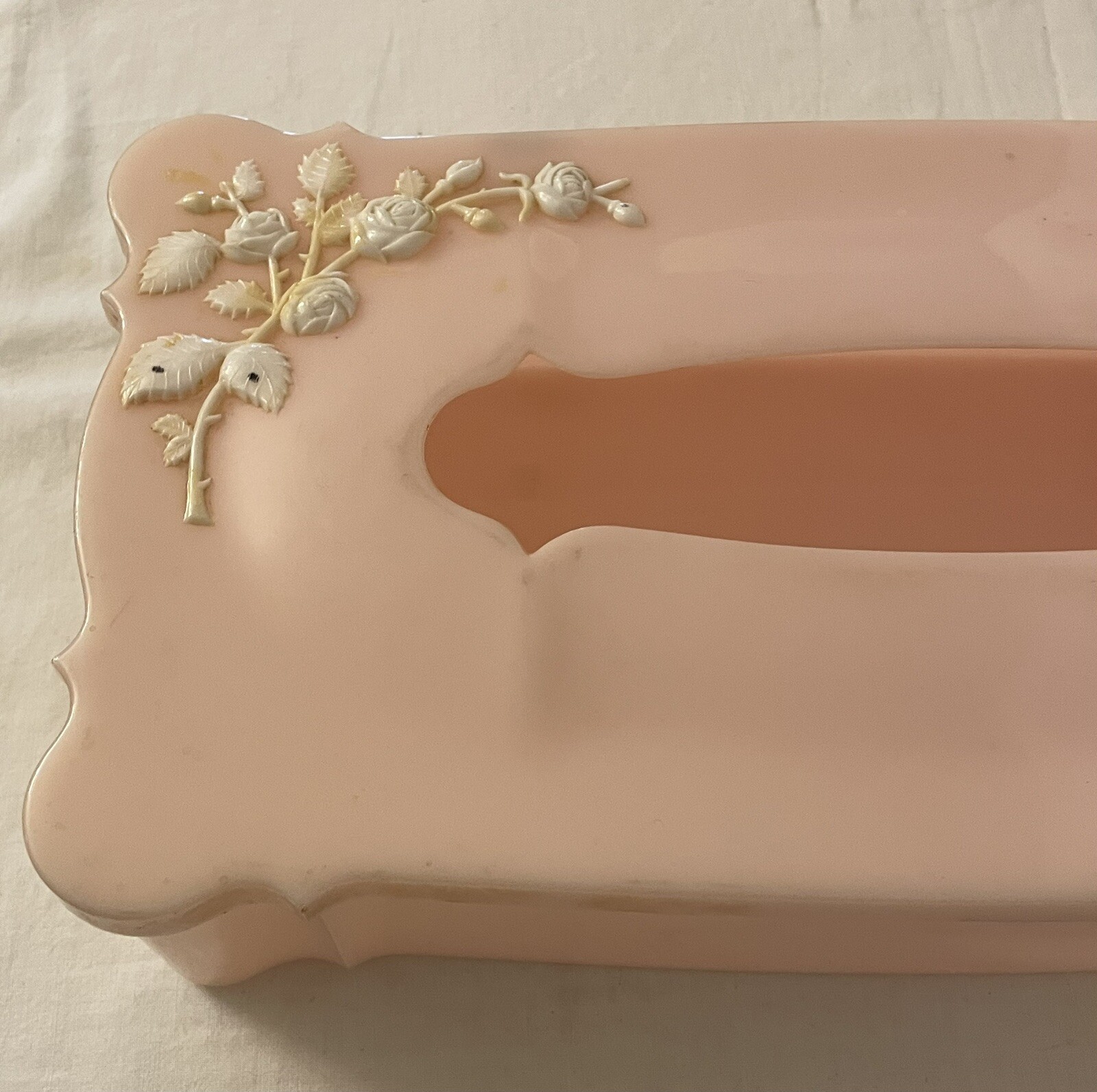 Vintage Schwarz Bros Plastic Pink Rose Flower Tissue Box Cover. Great Condition