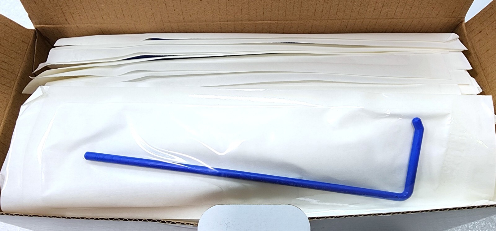 Globe Scientific 2910  L Shaped Spreader, Sterile, Individually Wrapped  Pk /100