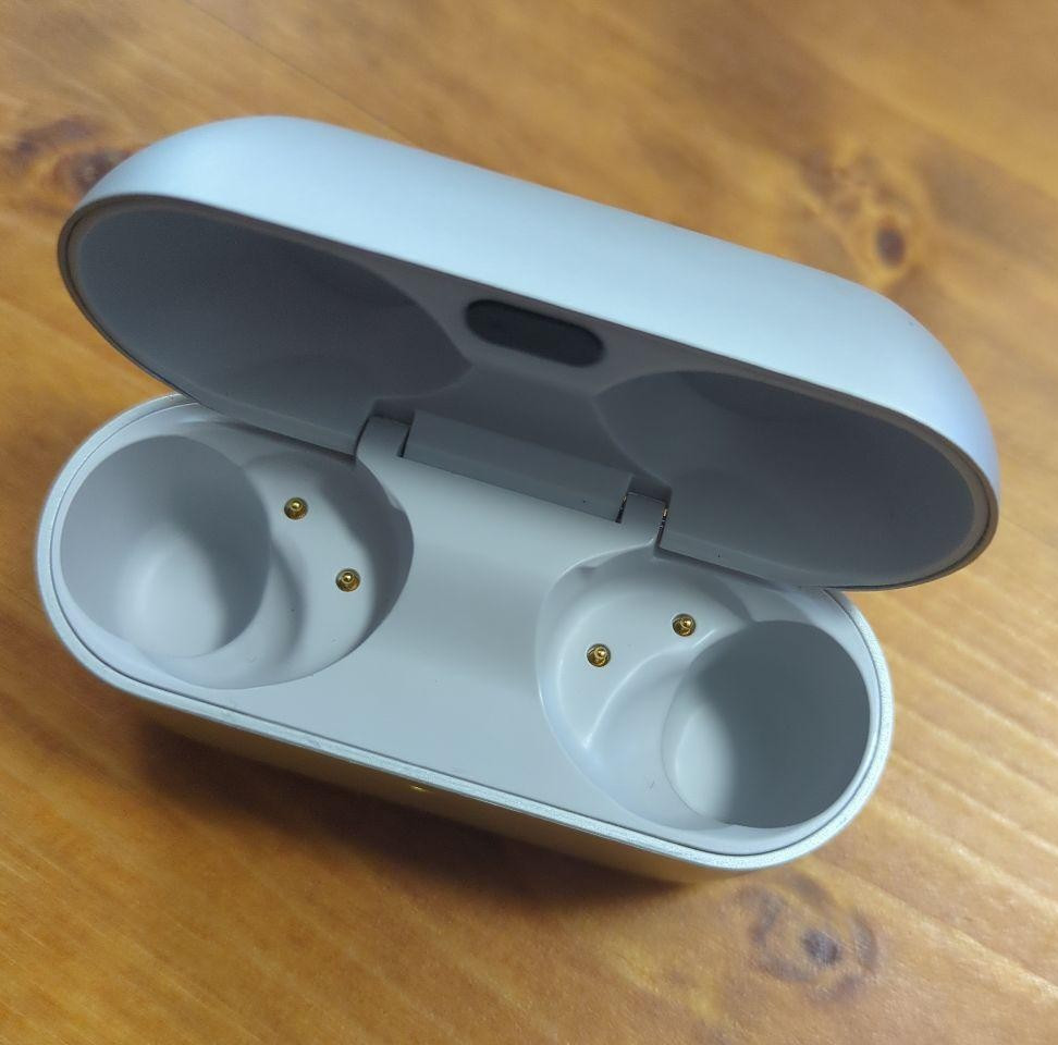 Technics EAH-AZ100 Charging Case Only Silver Genuine Tested Used