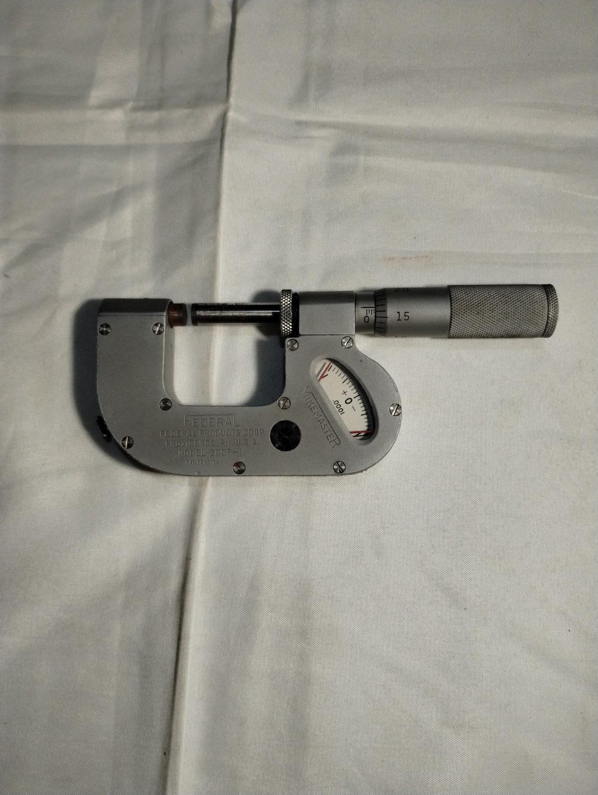Federal 200P-1 Indicating Micrometer with Case - read