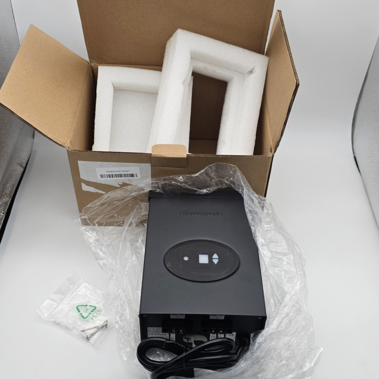 DEWENWILS 200W Low Voltage Landscape Transformer with Timer Dusk/Dawn Sensor