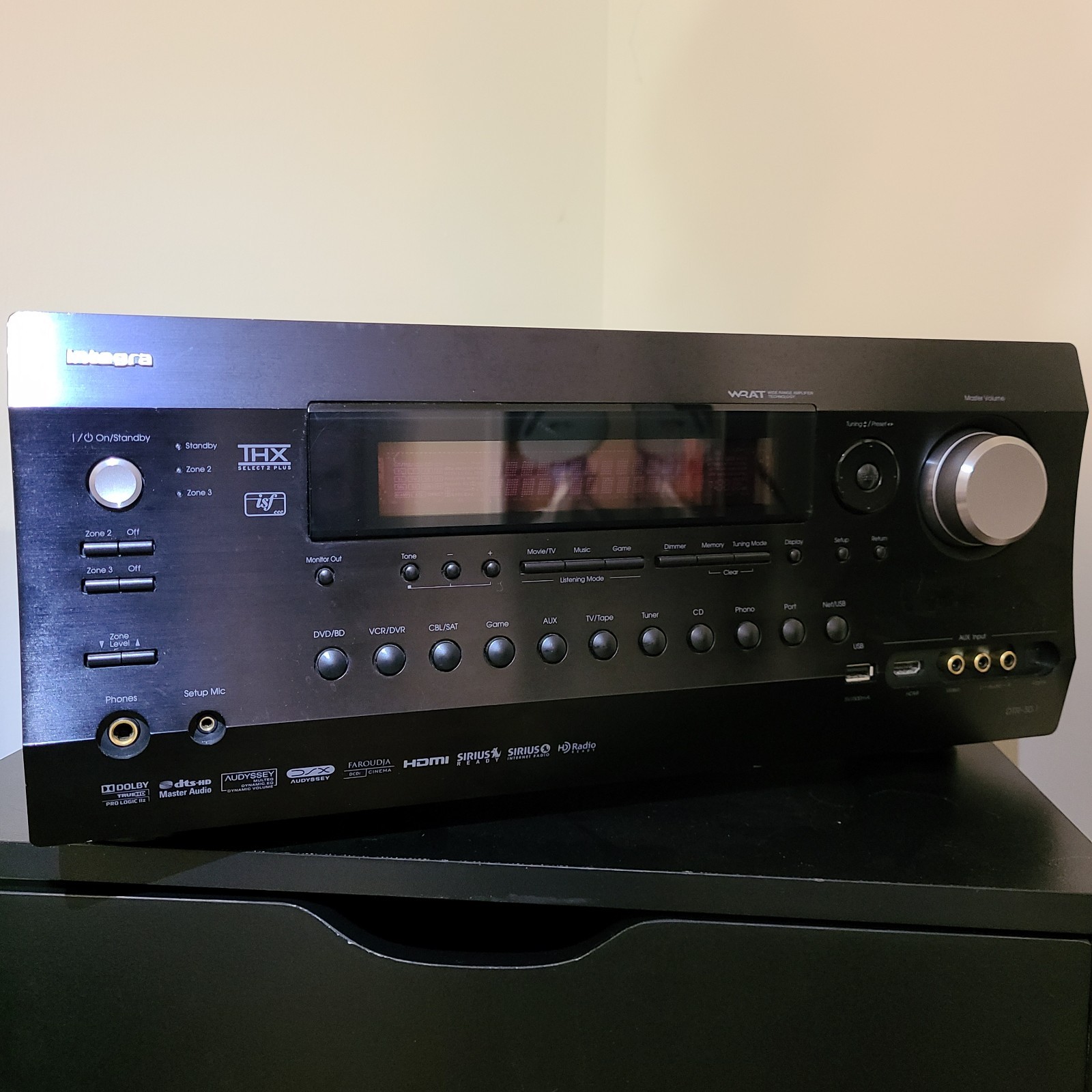 Integra DTR-50. 1 THX Multi-Zone, Bi-Amp