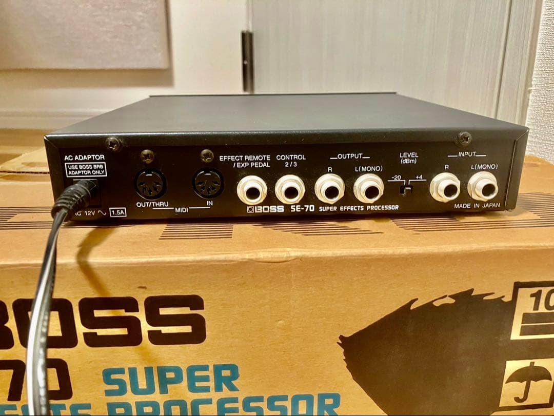 BOSS SE-70 Super Effects Processor