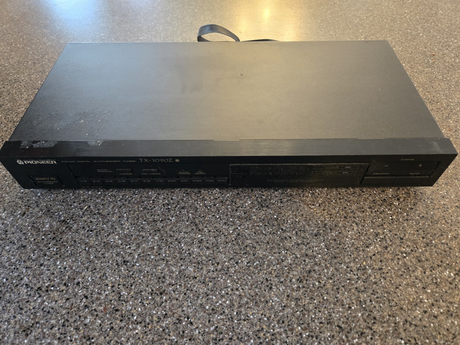Pioneer TX-1090Z FM AM Digital Synthesizer Tuner