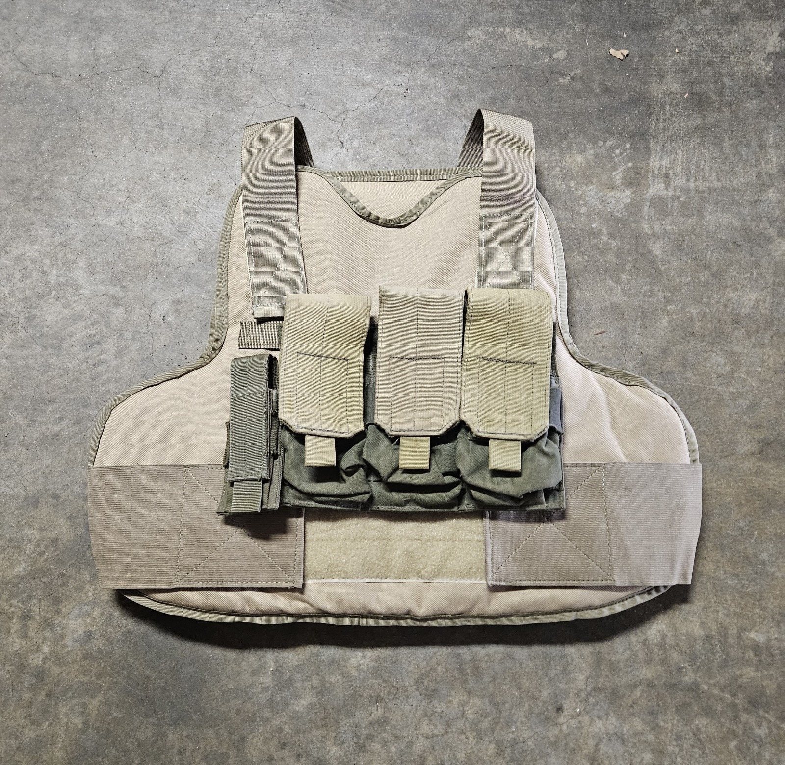 Survival Armor CVC Style Vest - Medium W/ Inserts