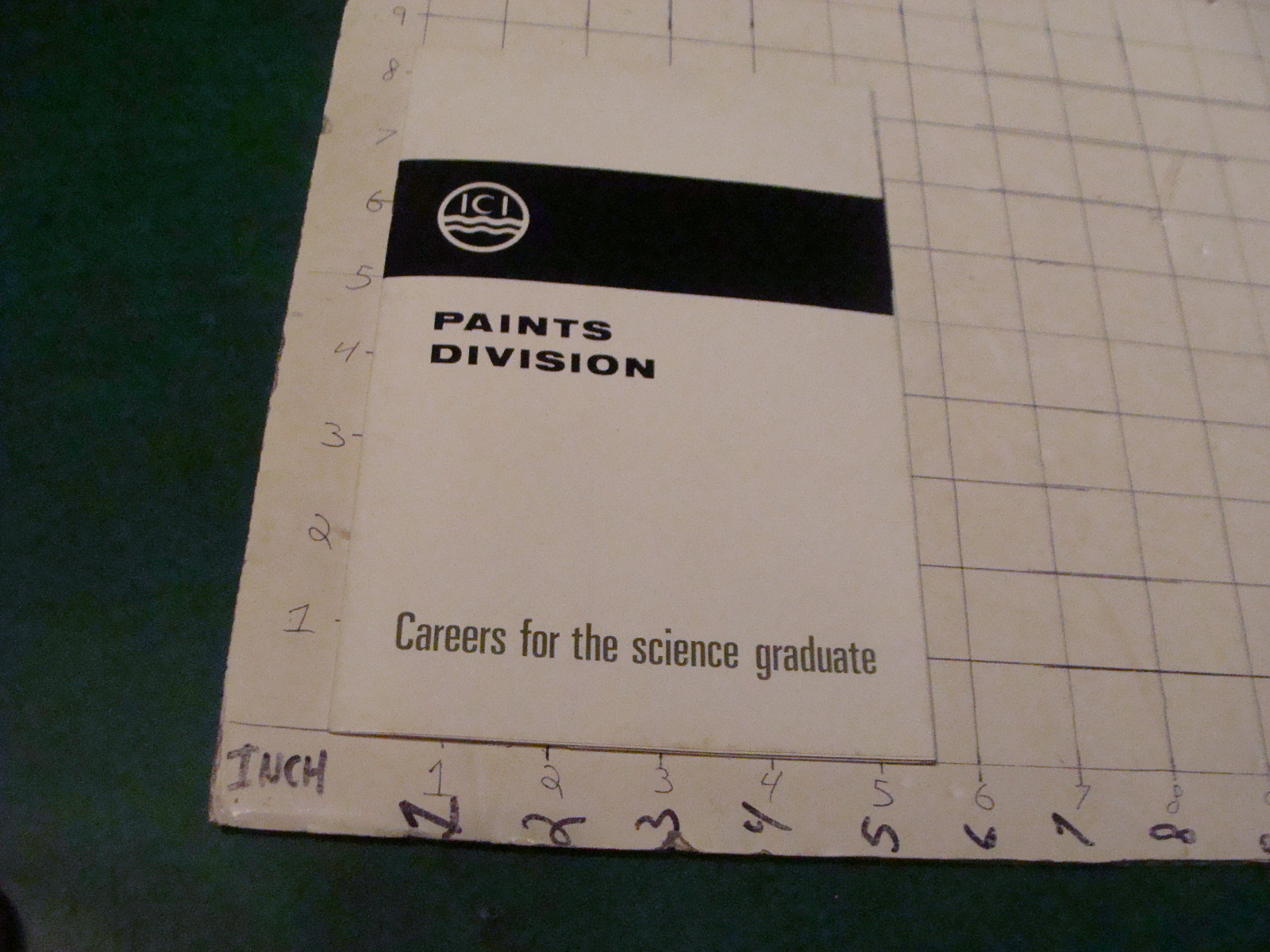 HIGH GRADE Vintage paper: ICI PAINTS DIVISION 1966 careers for science grad 16pg