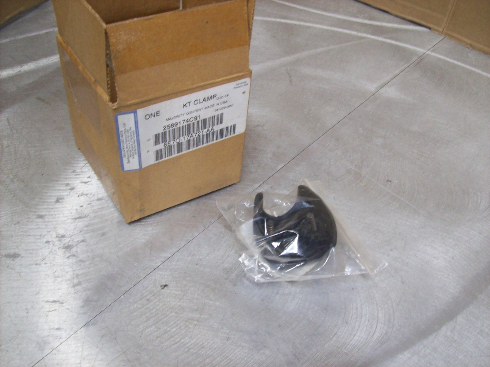 F23) IH International OEM Genuine Clamp Kit 2589174C91