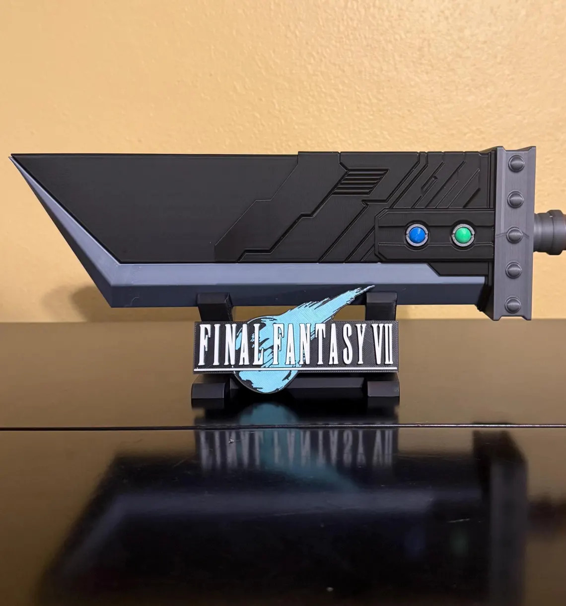 Customizable Buster sword MTG Deck Box | Pokemon | YuGiOh | Commander | Deck Box