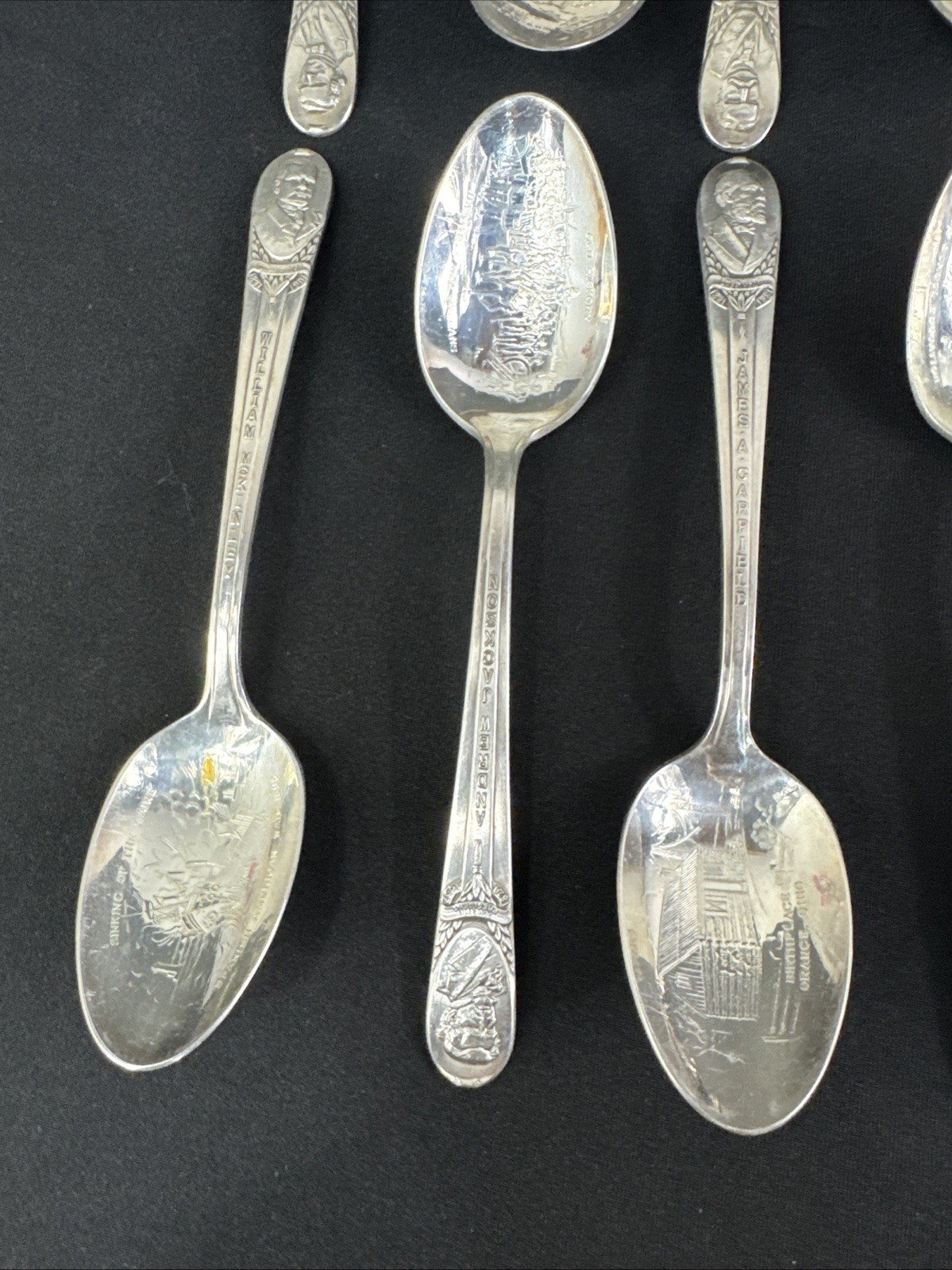 WM Rogers 30 Piece Silverplate Presidential Spoon Set