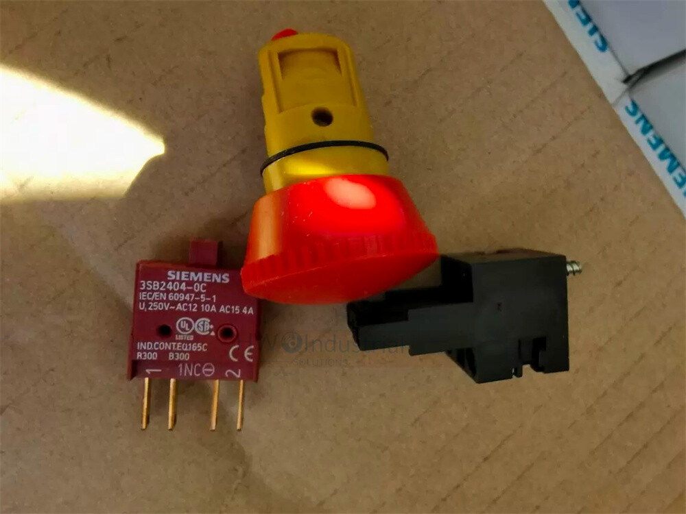 A Set New SIEMENS Emergency Stop 3SB2908-0AA + 3SB2000-1AC01 + 3SB2404-0C (1NC)