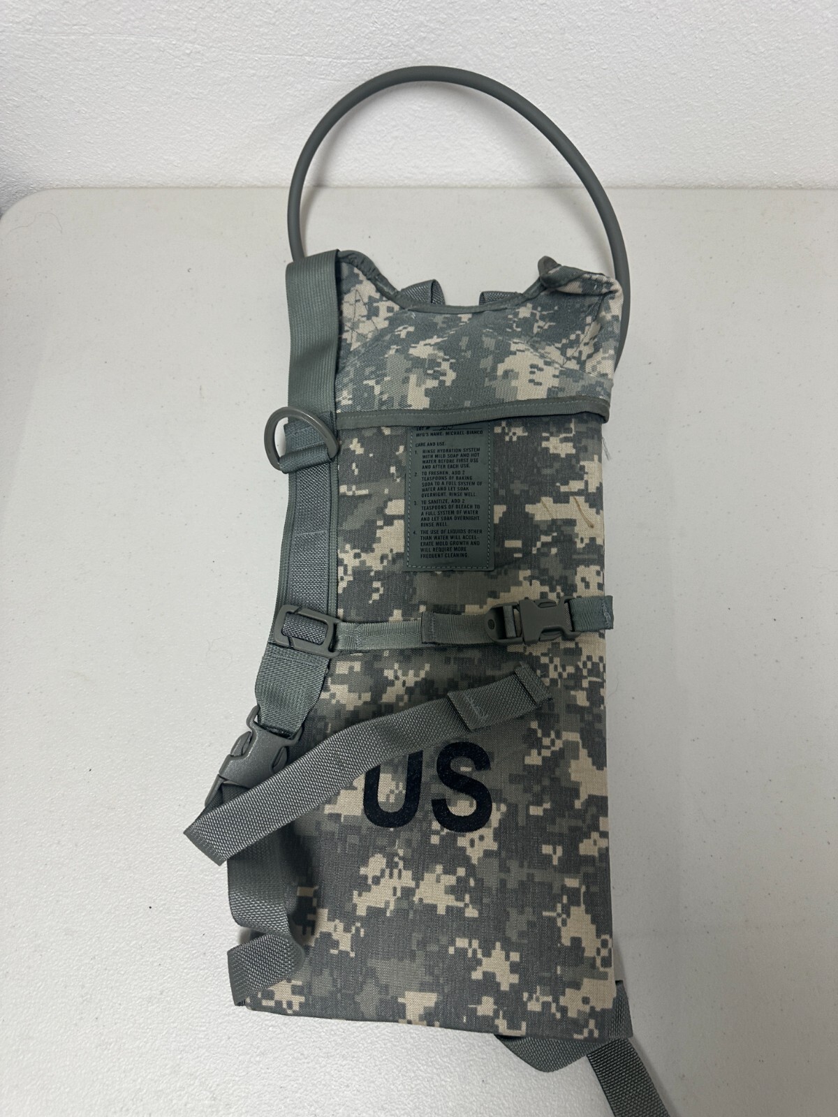 US Army ACU Hydration Carrier 100 OZ 3L System With Bladder Camelback UCP Pack