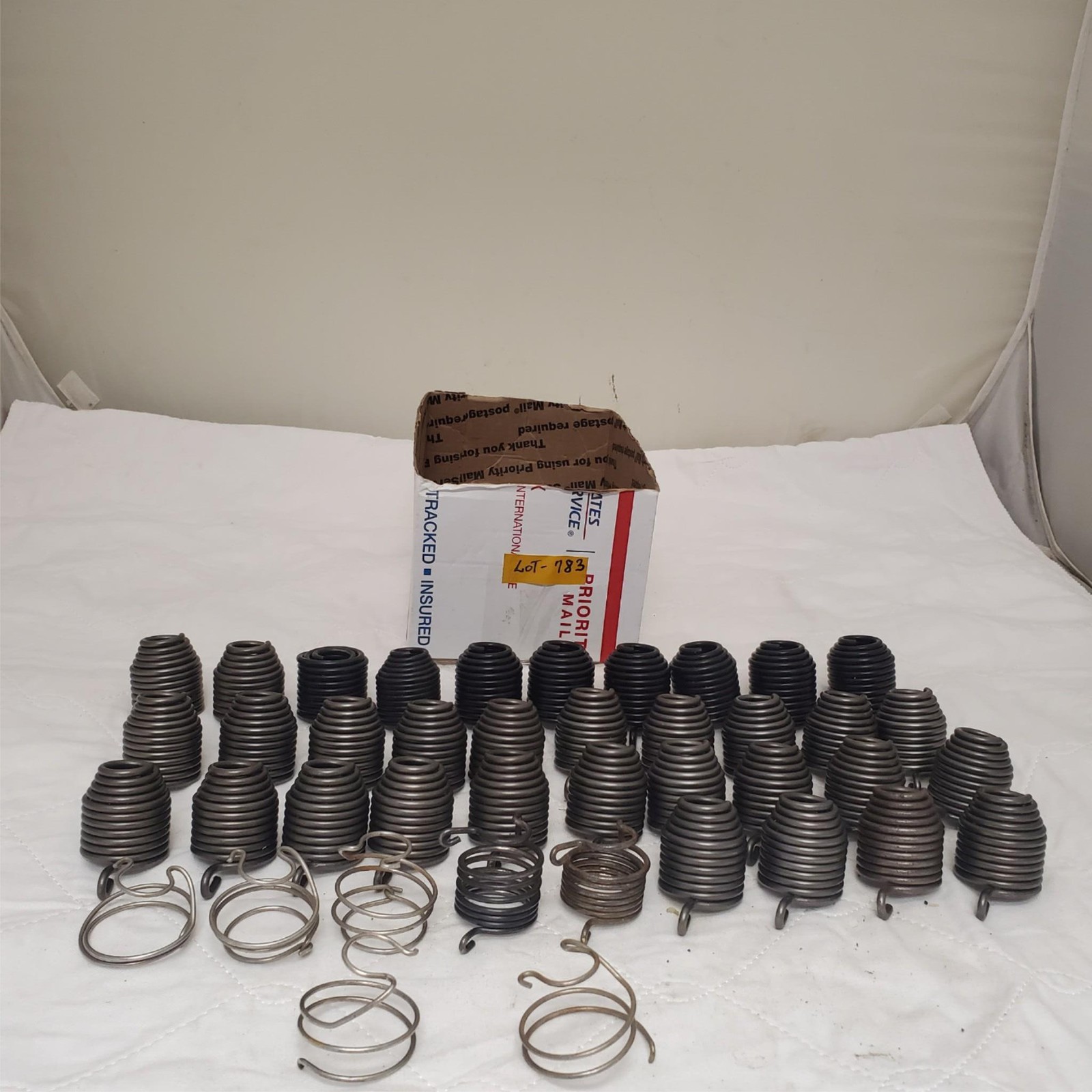 Lot of 41 Rivet Gun Retainer Springs LOT-783