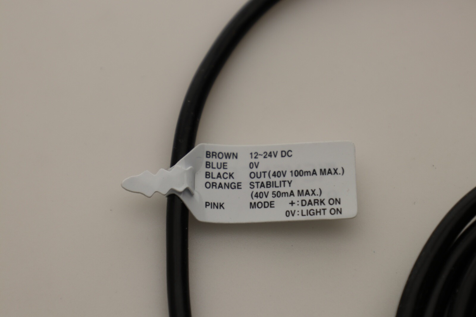 KEYENCE PZ-101 Photoelectric Sensor