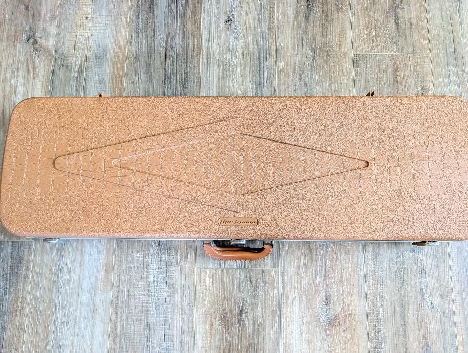 Vintage Doskocil Hard Shell "Gun Guard" Case