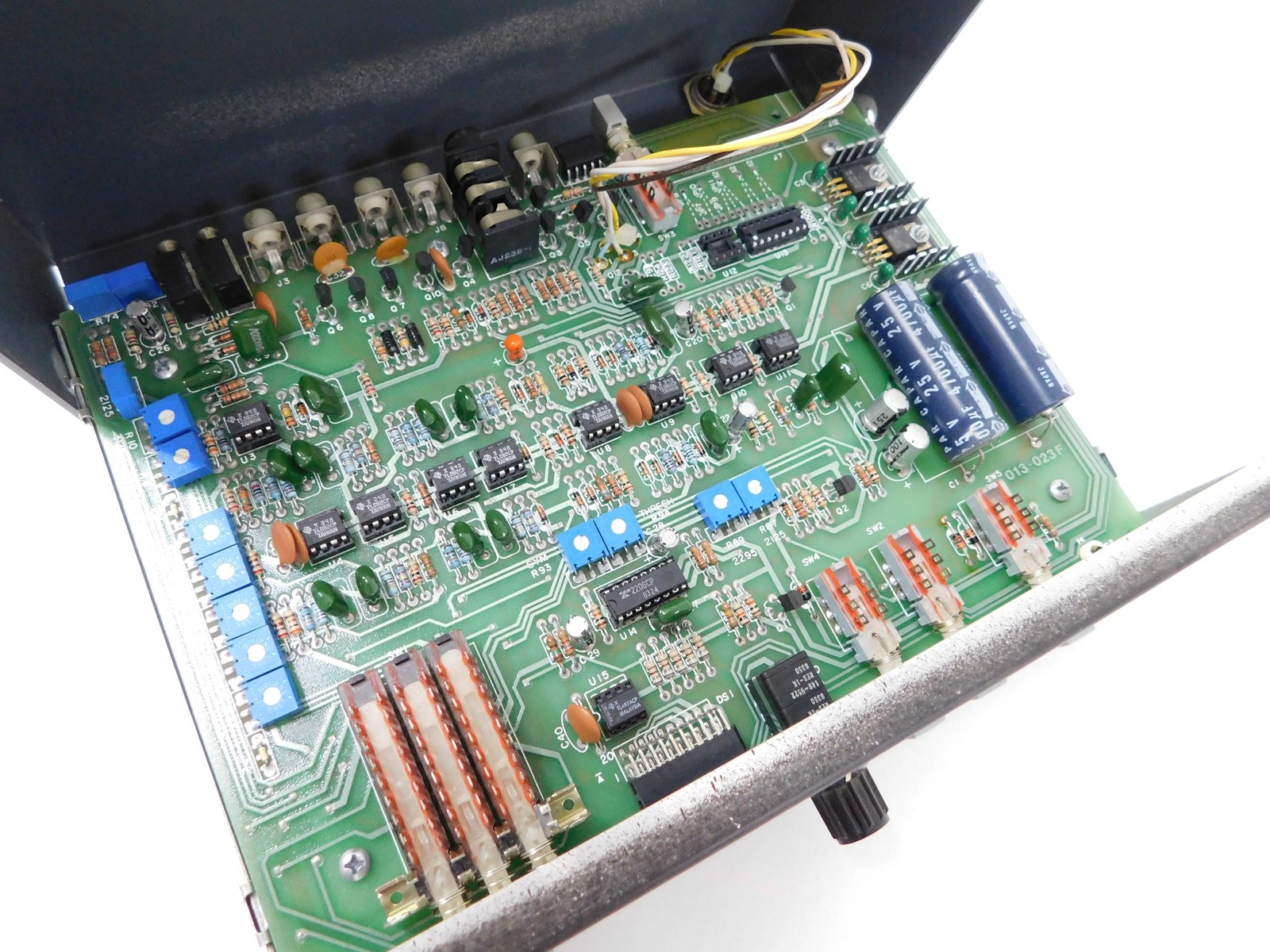 Advanced Electronic Applications AEA CP-1 Computer Patch Interface POWERS ON