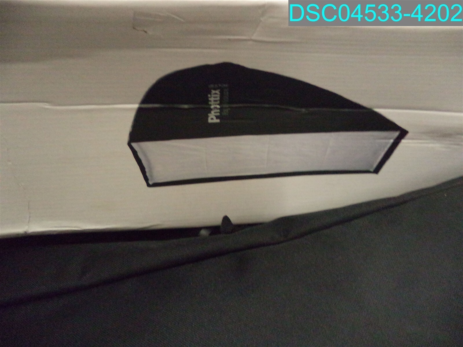 Phottix Raja Mouse Quick-Folding Softbox (24 x 47") 4894609827337