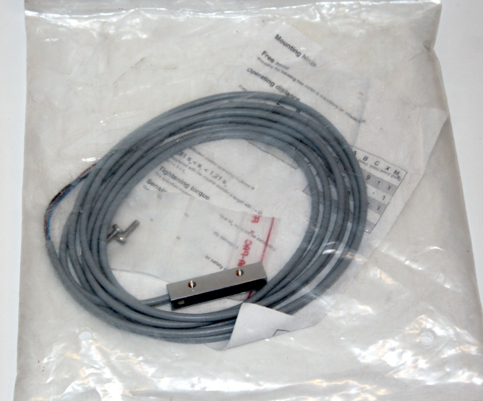 AUTOMATION DIRECT CR8-AP-3A Inductive Proximity Sensor: Rectangular, 3mm Range